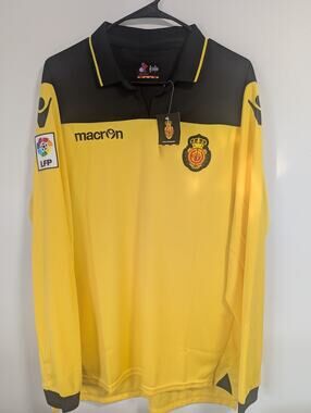 RCD Mallorca Goalkeeper Long Sleeve Jersey Macron NWT Men’s Large Rare